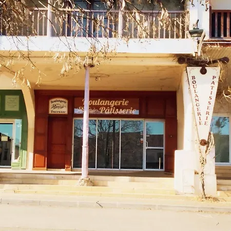 Charmante Maison Landaise بيت للعطل *